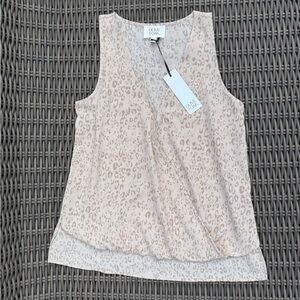 Olive & Oak Women's Cream Leopard Print Top - Size S - NWT